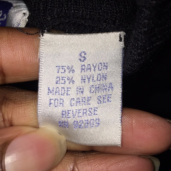 Classic Dianne Gilman Black Sleeveless Mock Turtleneck Button Detail Sweater - Picture 5 of 5